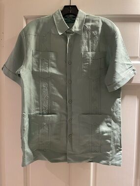 Cubavera Embroidered Linen Camp Shirt in Sage Green